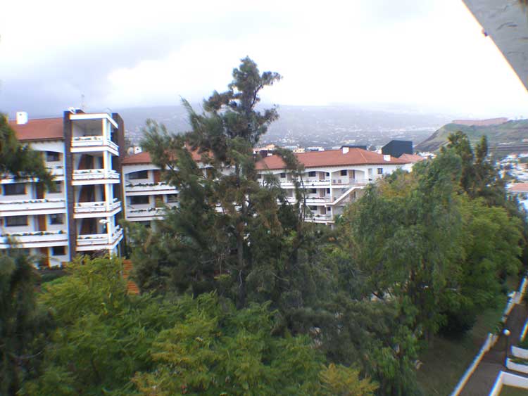 Apartment im obersten Stockwerk, 3 Schlafzimmer, 2 Badezimmer und 90 m� Terrsasse.     