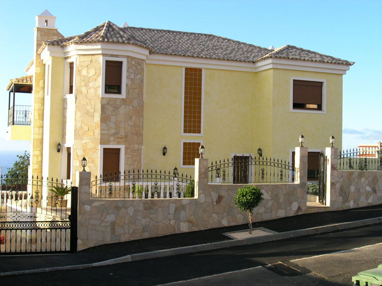 Villa lujosa nueva con vistas libres, solar 600 m2, equipamiento de primera calidad