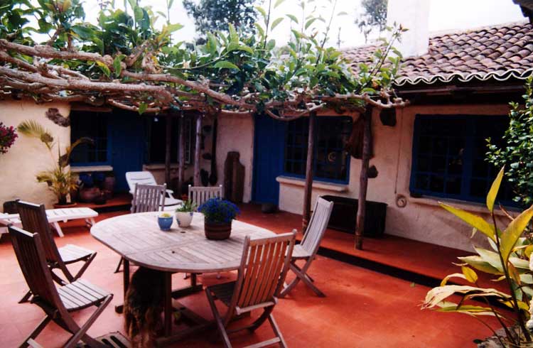 Finca with 4 bungalows with 1-3 bedrooms, plot 5.000 m2